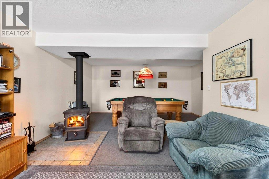 416 27 Street SE - 35
