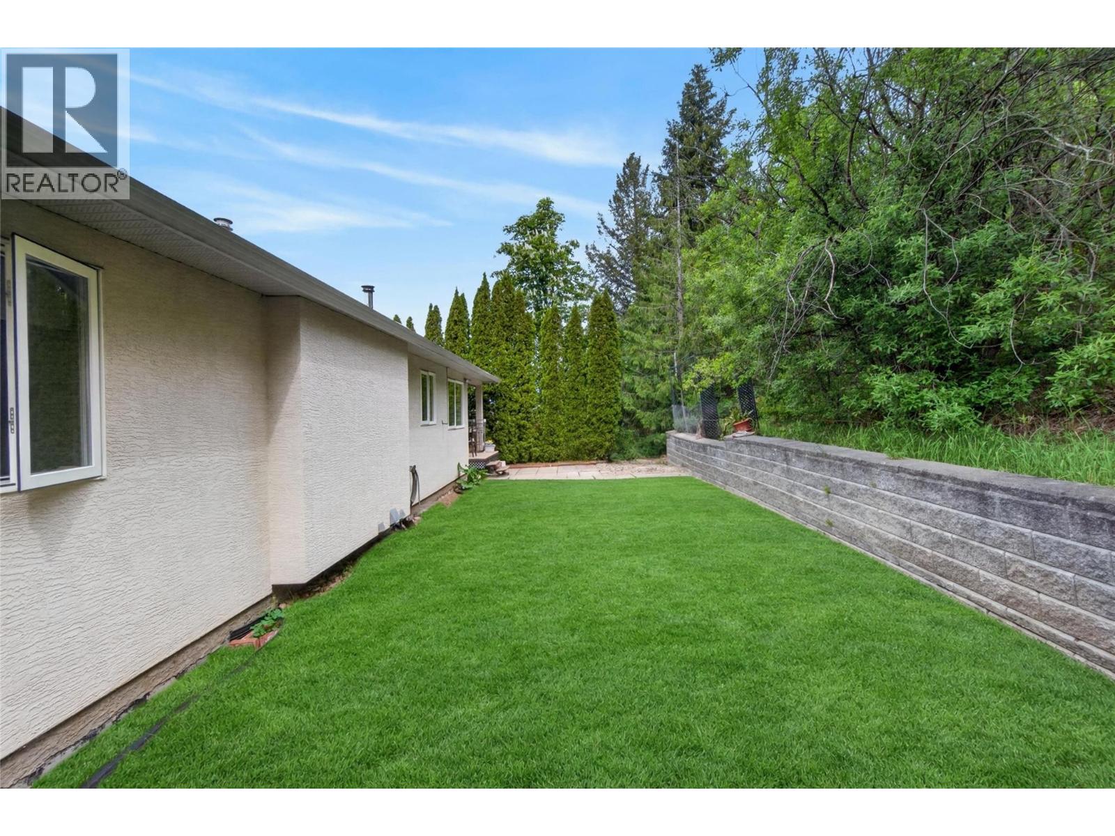  416 27 Street Southeast, Salmon Arm