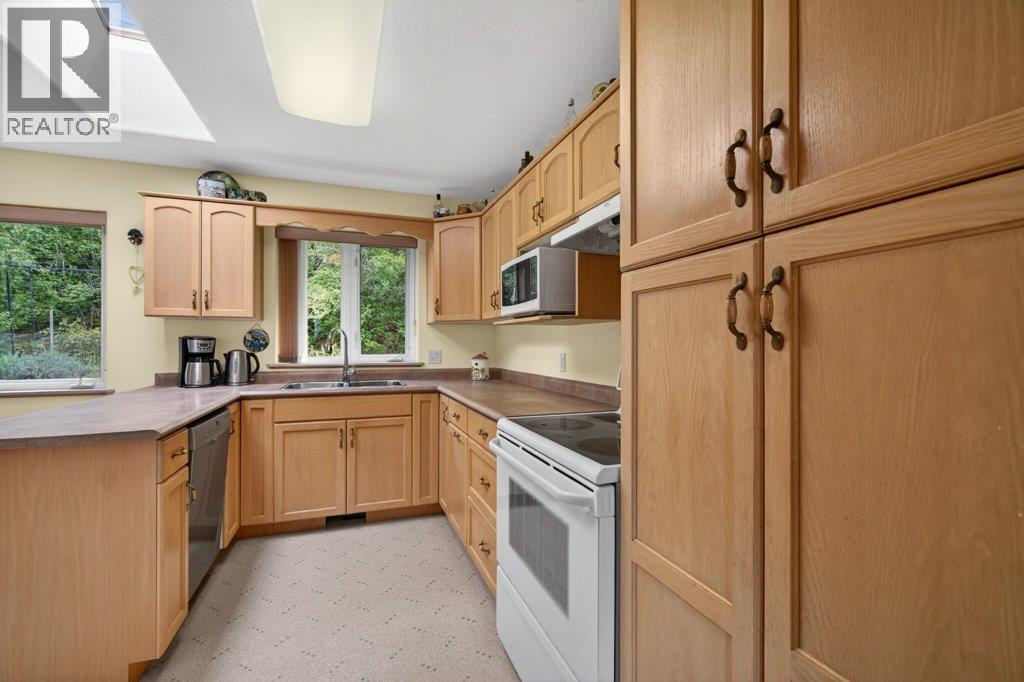  416 27 Street Southeast, Salmon Arm