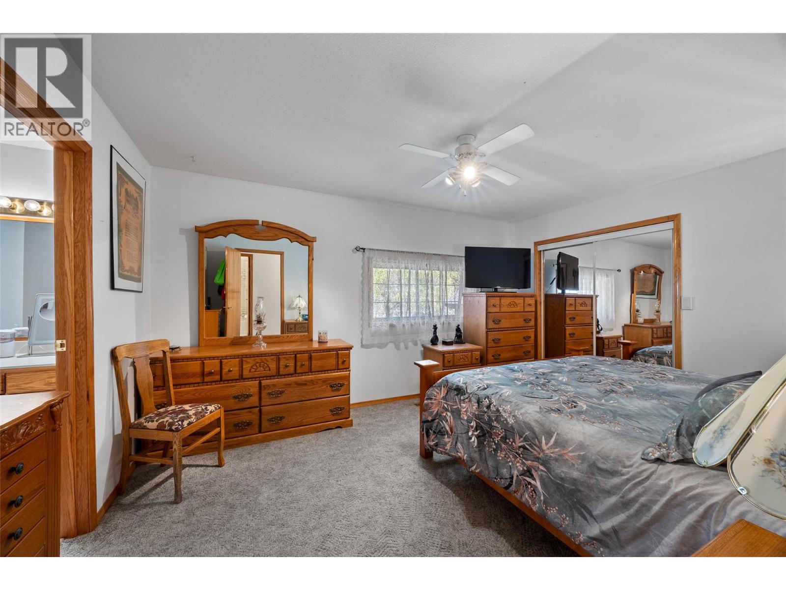 9792 MEADOW Road - 18