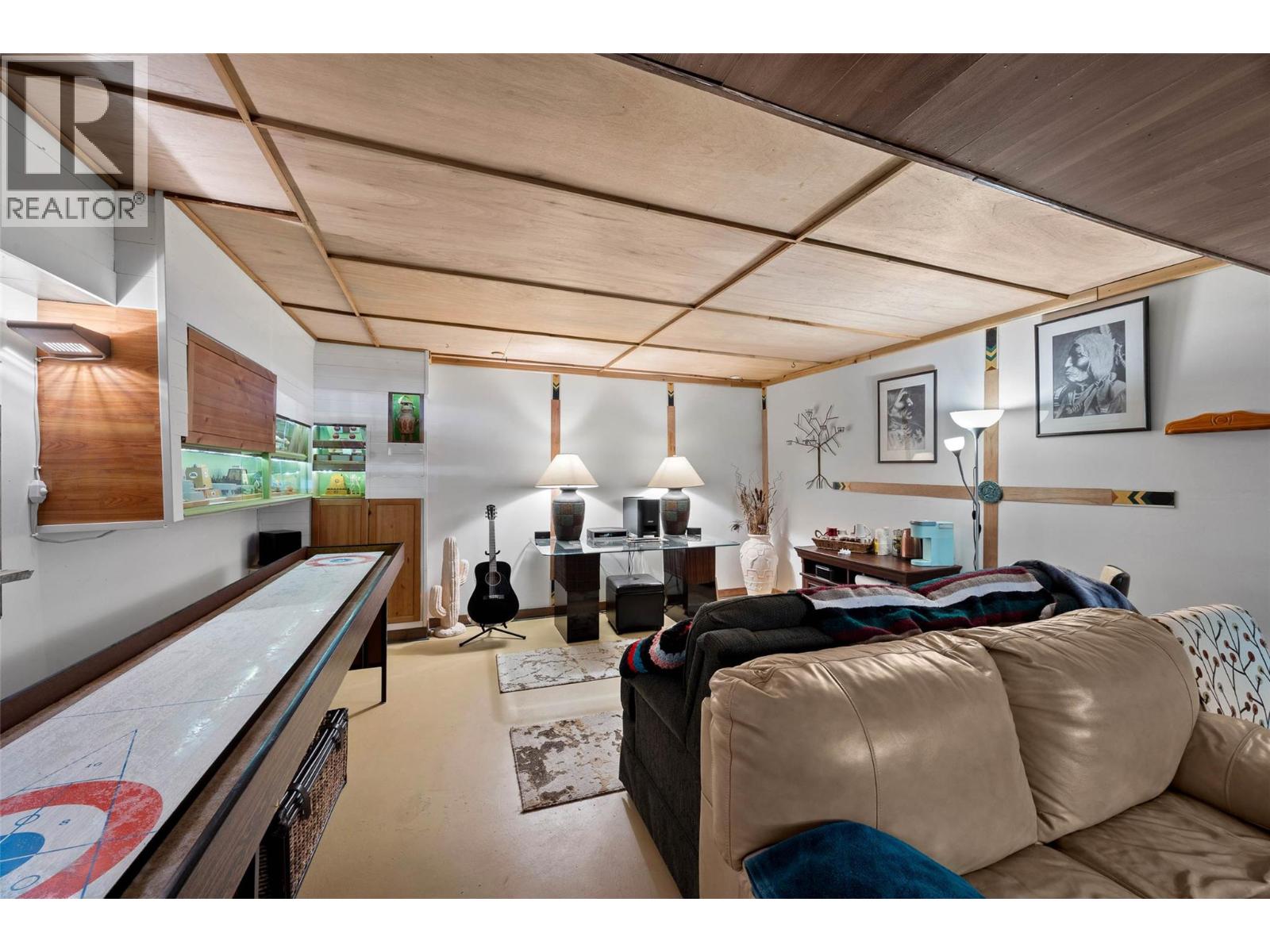 9792 MEADOW Road - 26