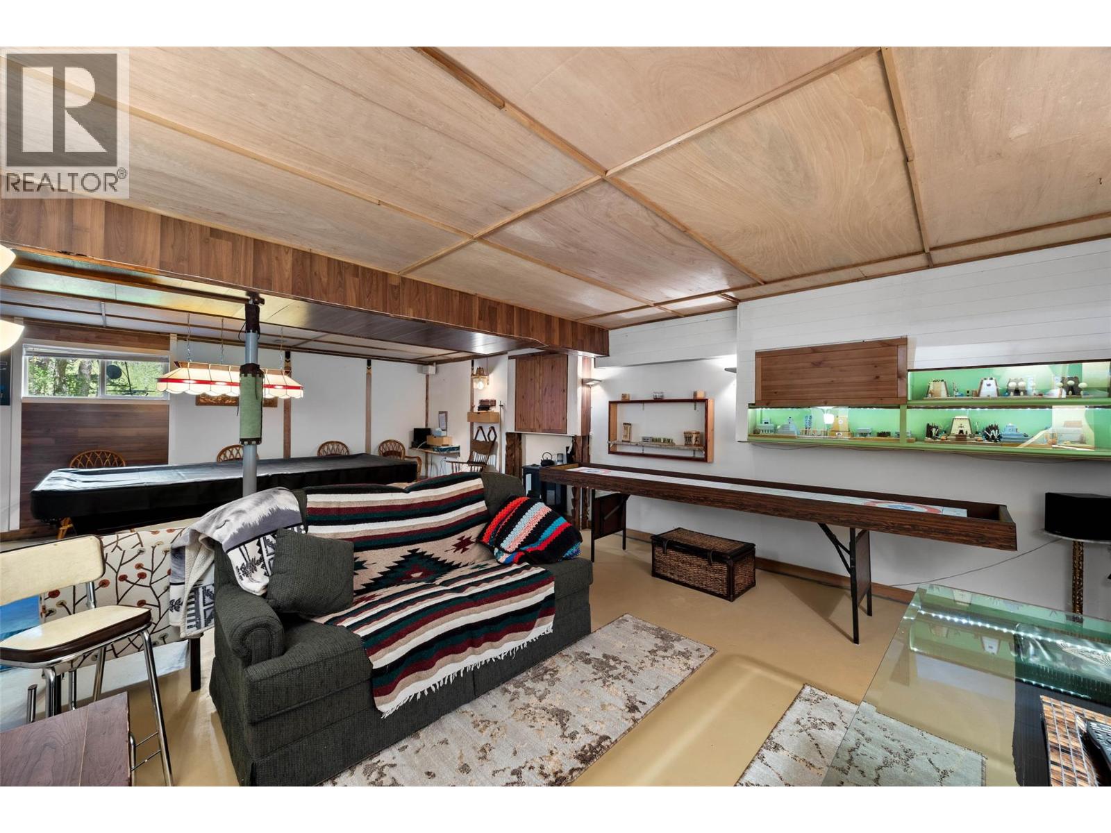 9792 MEADOW Road - 27