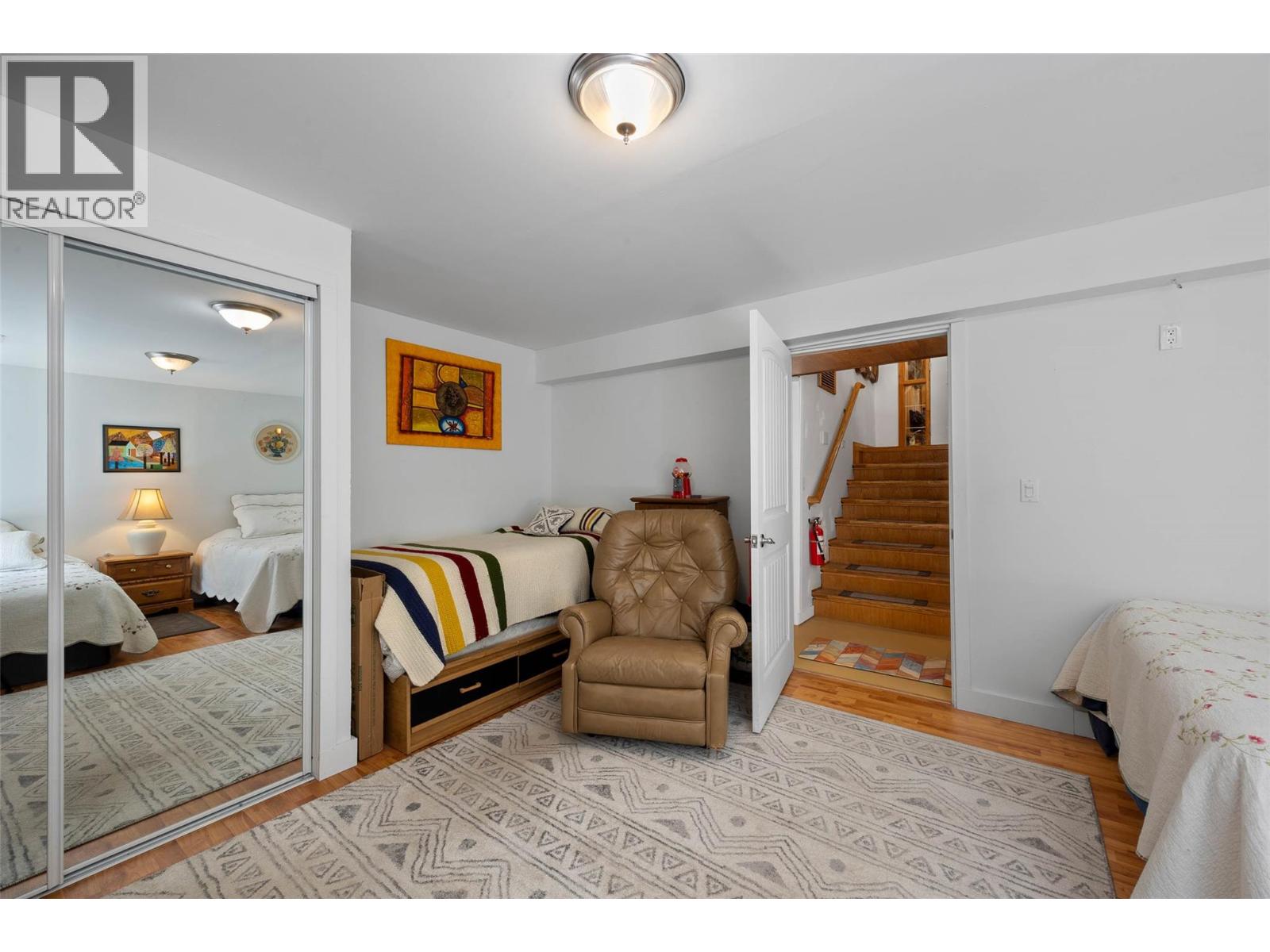9792 MEADOW Road - 29