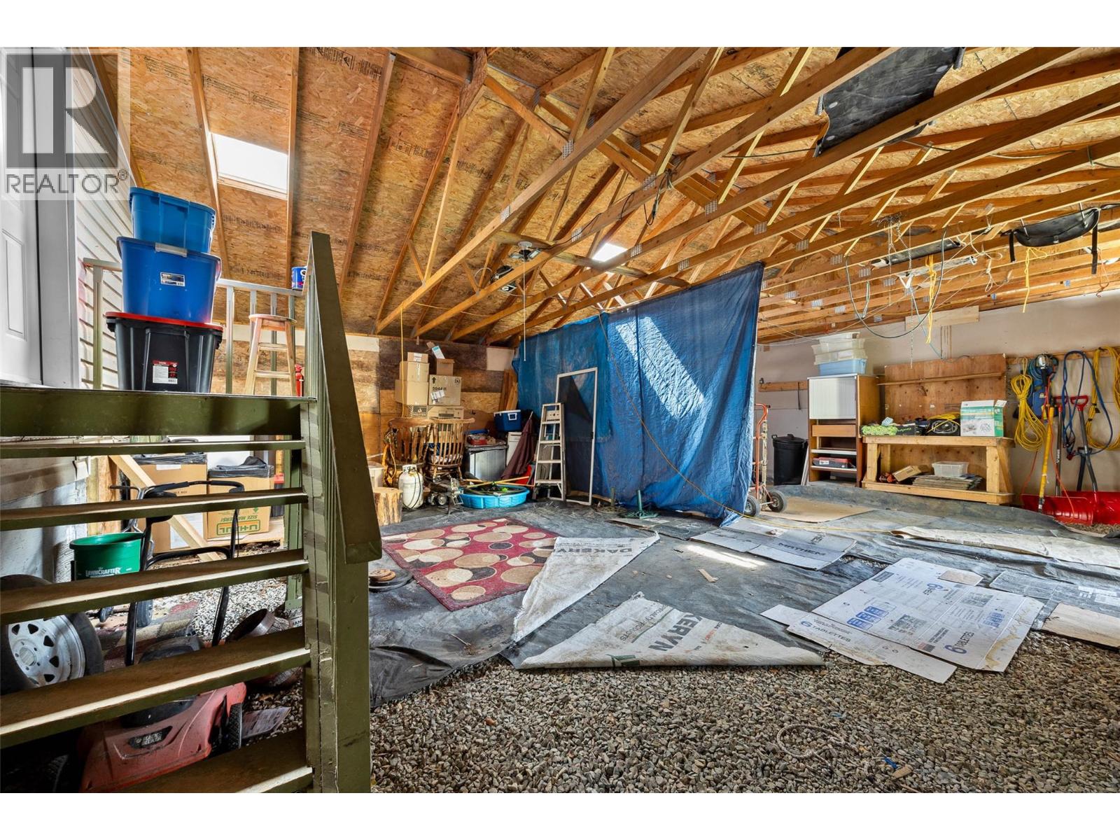 9792 MEADOW Road - 34