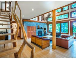 Ensuite - 1055 Spider Lake Rd, Qualicum Beach, BC V9K2L7 Photo 15