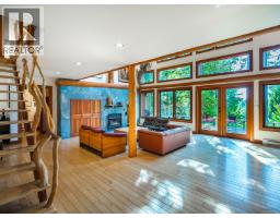 Loft - 1055 Spider Lake Rd, Qualicum Beach, BC V9K2L7 Photo 14