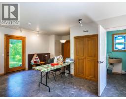 1055 Spider Lake Rd, Qualicum Beach, BC V9K2L7 Photo 46