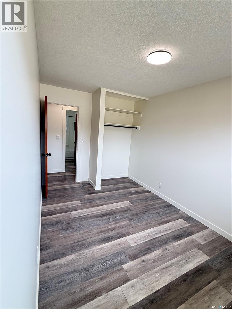 805 Stanley STREET - 28