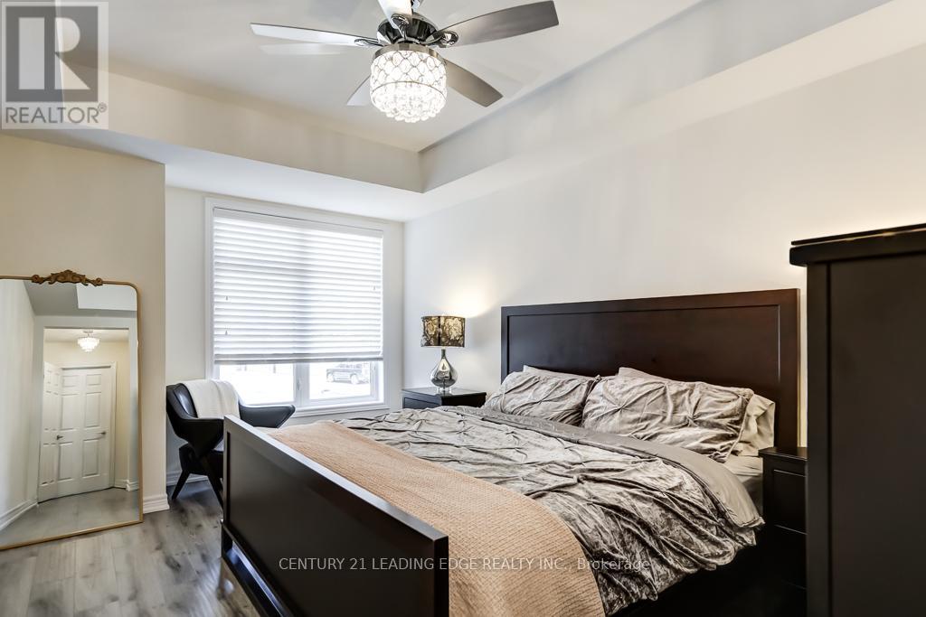 #209 660 GORDON STREET - 11