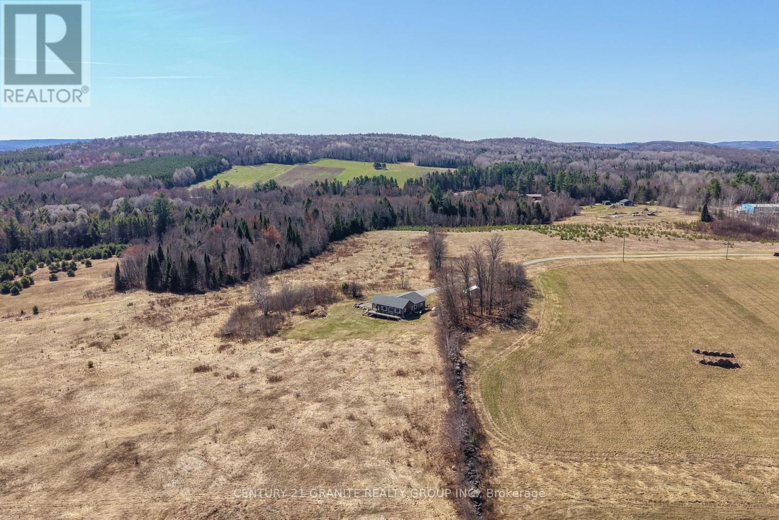 824 EAST ROAD LOOP - 29