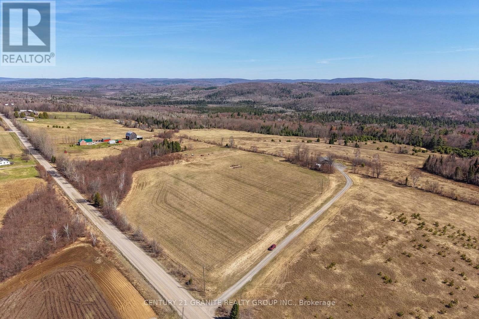 824 EAST ROAD LOOP - 36