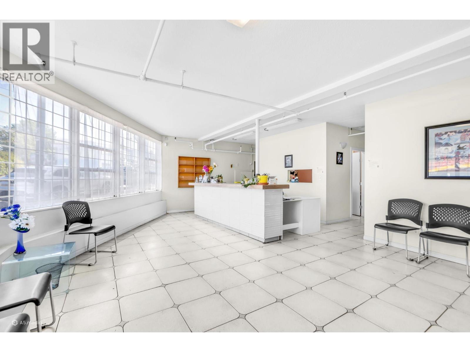 Retail for Sale in Vancouver – 1872 KINGSWAY, Vancouver – MLS# C8078589 - Image 10