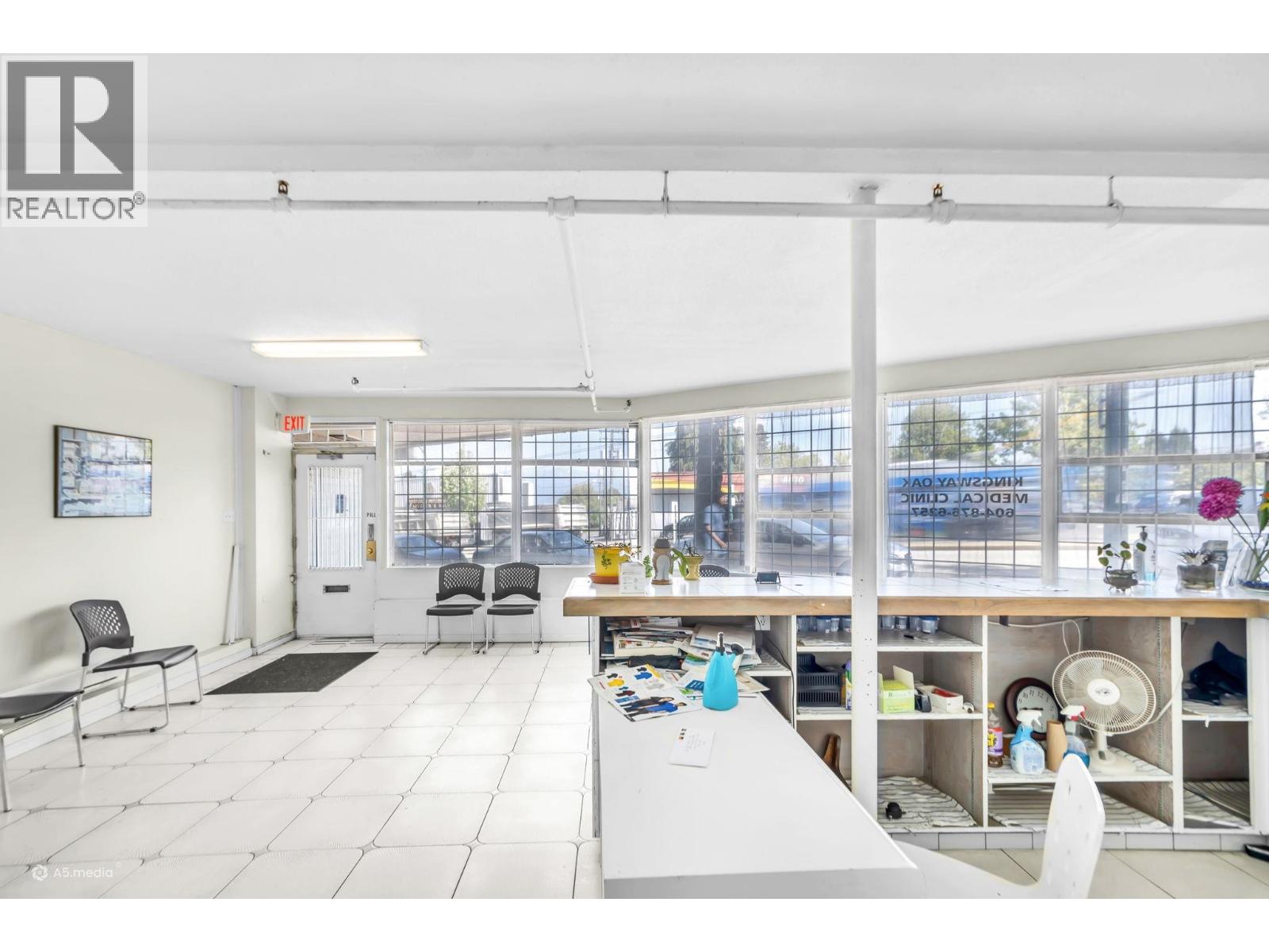 Retail for Sale in Vancouver – 1872 KINGSWAY, Vancouver – MLS# C8078589 - Image 7