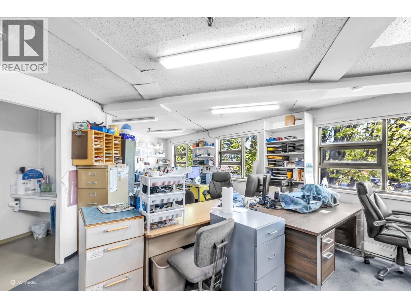 Retail for Sale in Vancouver – 1872 KINGSWAY, Vancouver – MLS# C8078589 - Image 37