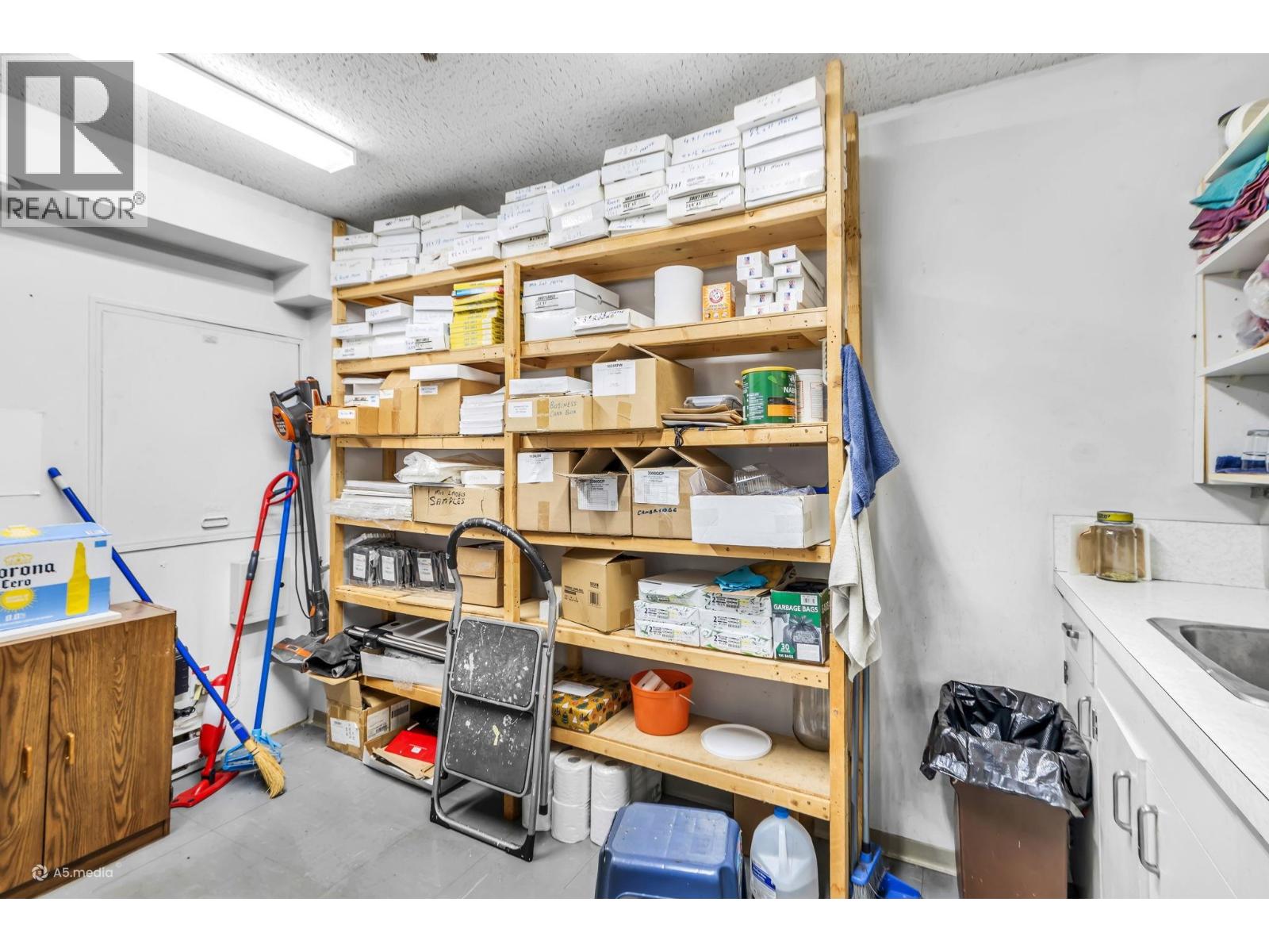 Retail for Sale in Vancouver – 1872 KINGSWAY, Vancouver – MLS# C8078589 - Image 27