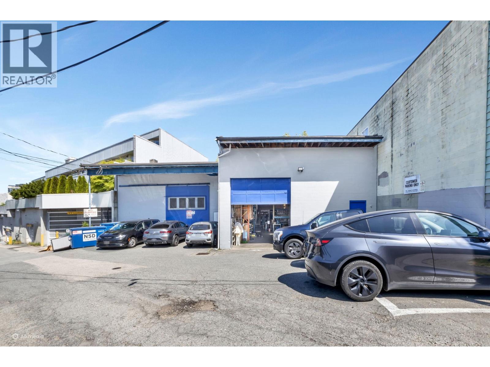 Retail for Sale in Vancouver – 1872 KINGSWAY, Vancouver – MLS# C8078589 - Image 32