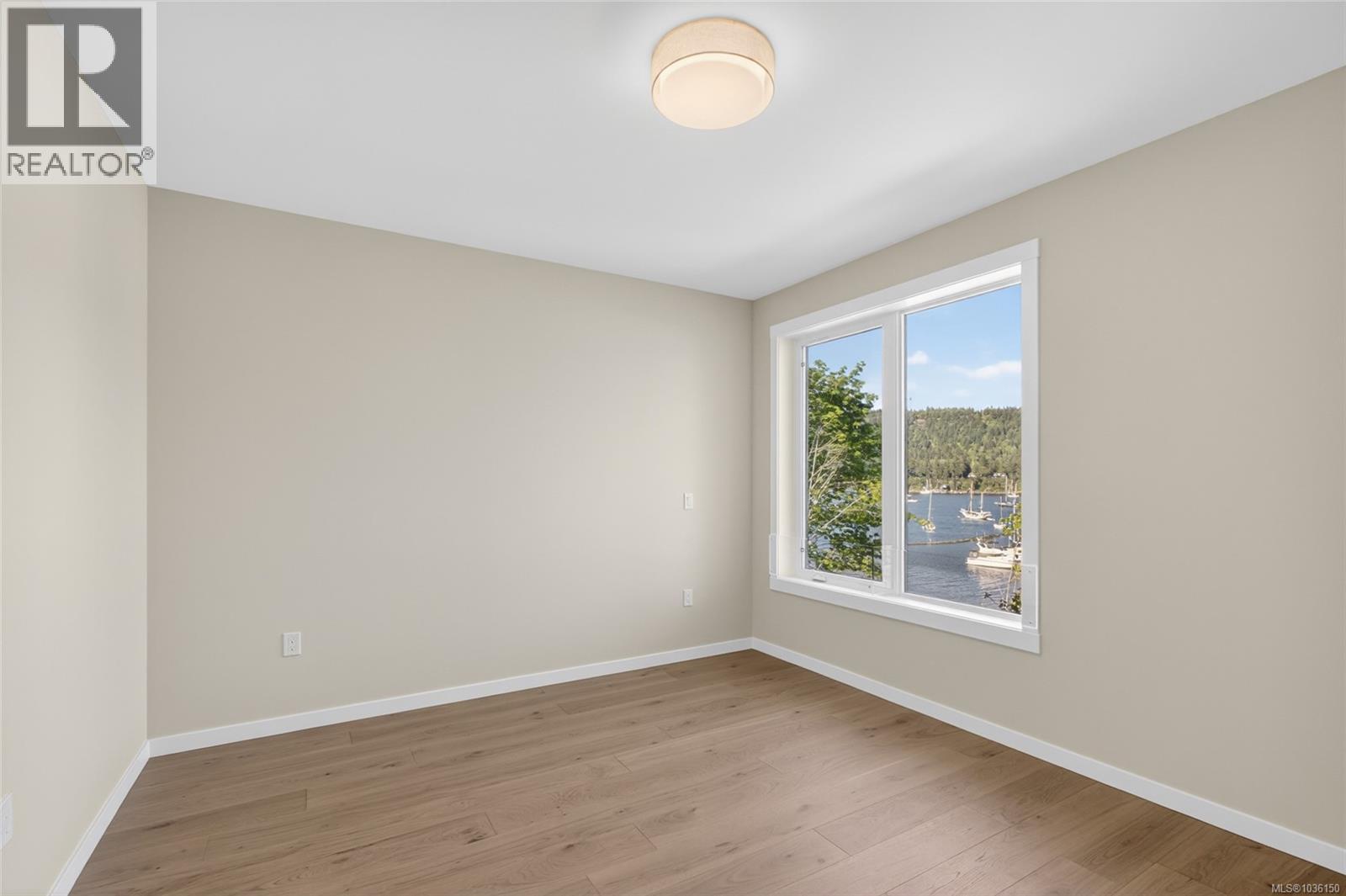 #6 152 Marina View Dr - 24