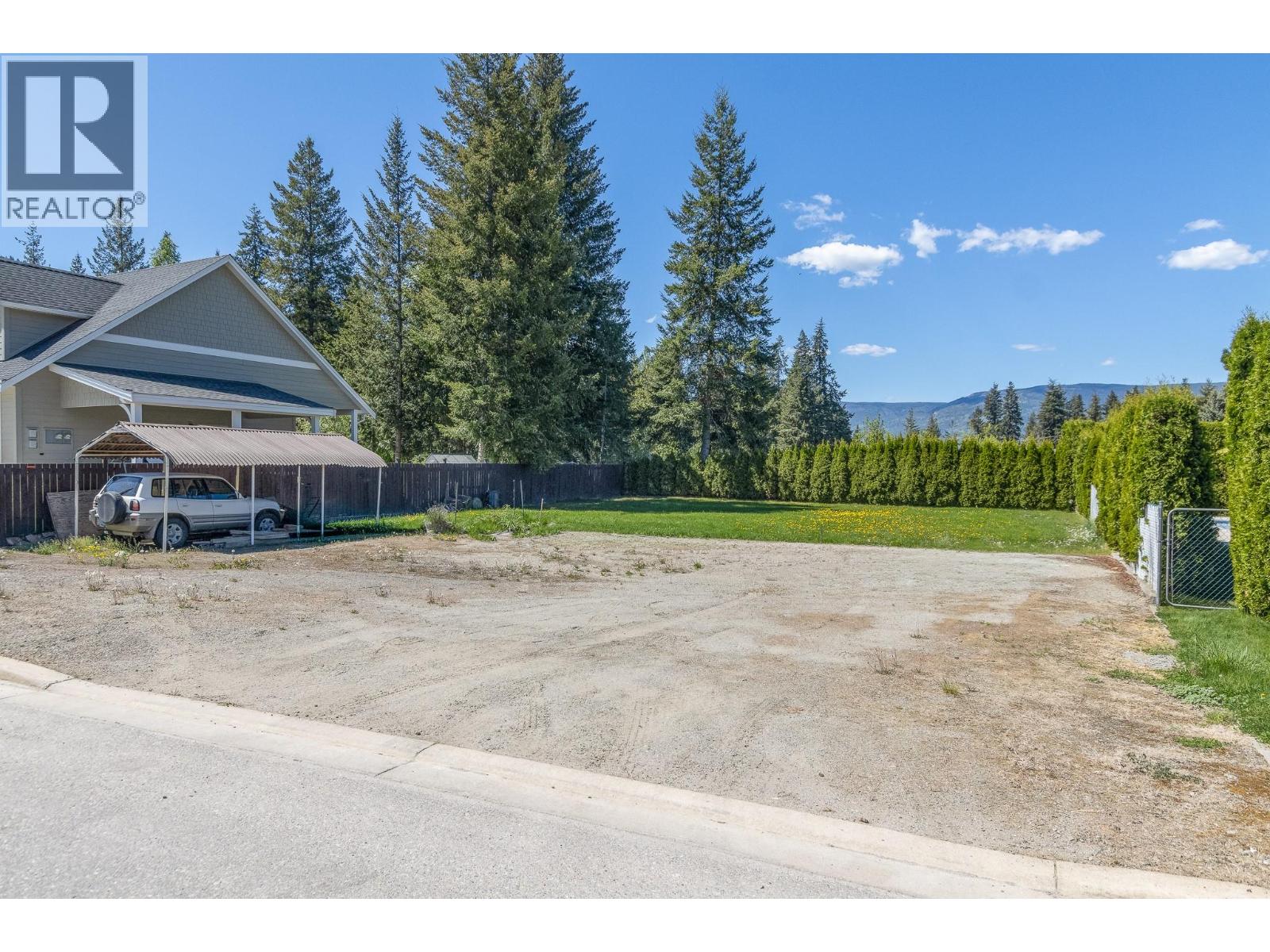  1081 23 Street Southeast, Salmon Arm