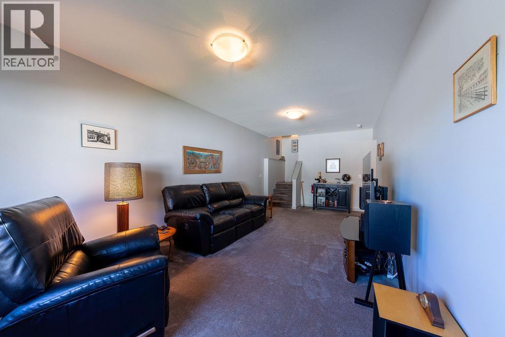 #34 1250 Aberdeen Drive - 9