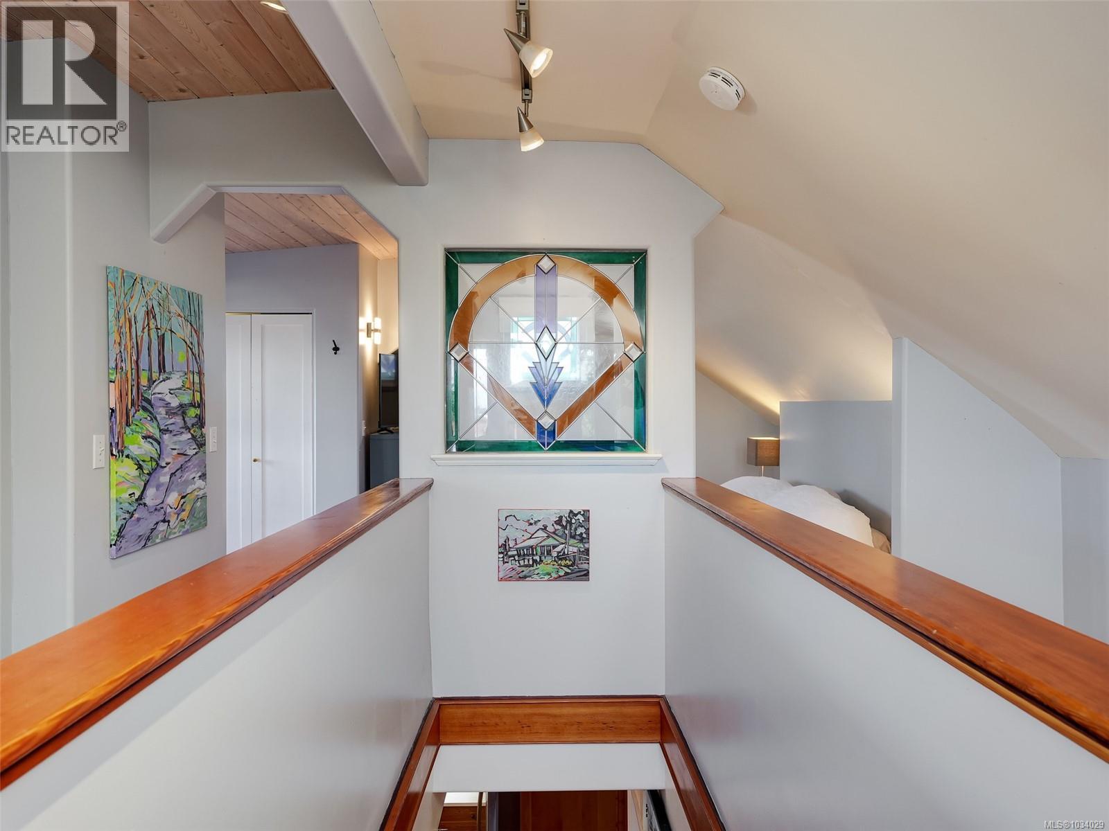 4426 Tyndall Ave - 16