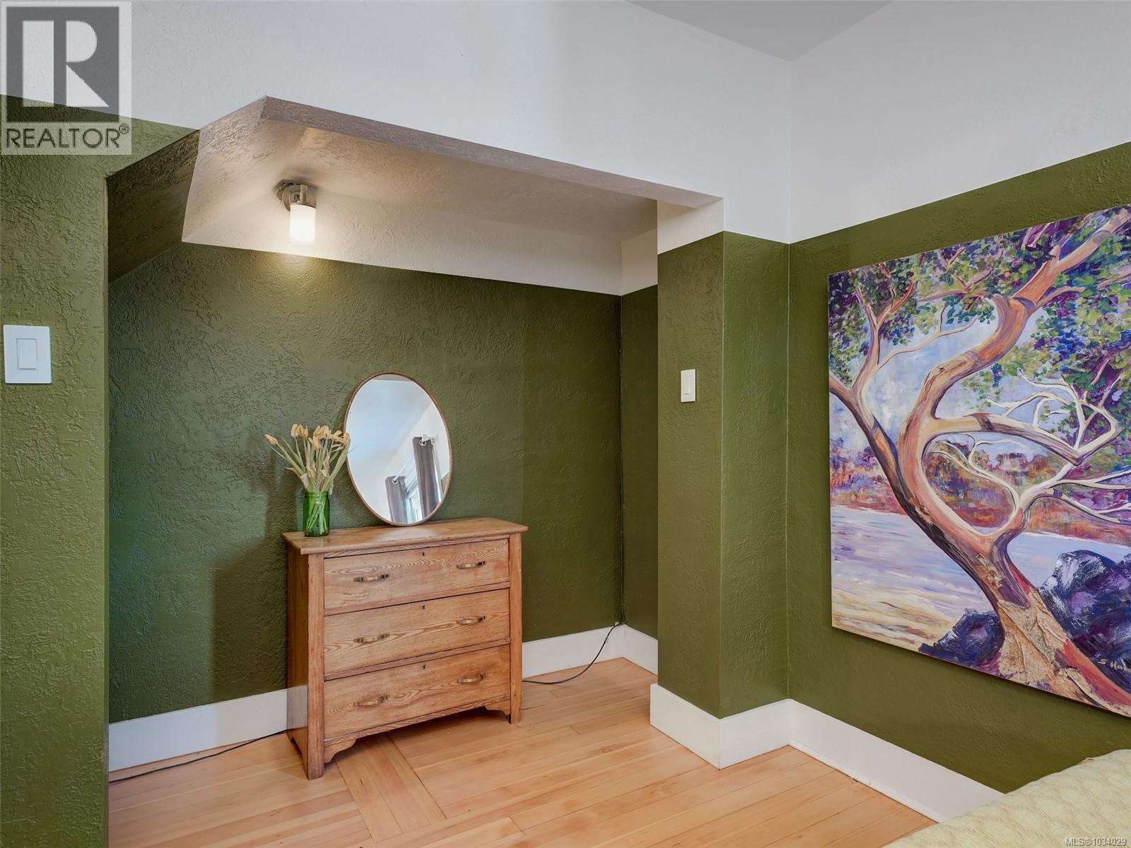 4426 Tyndall Ave - 21