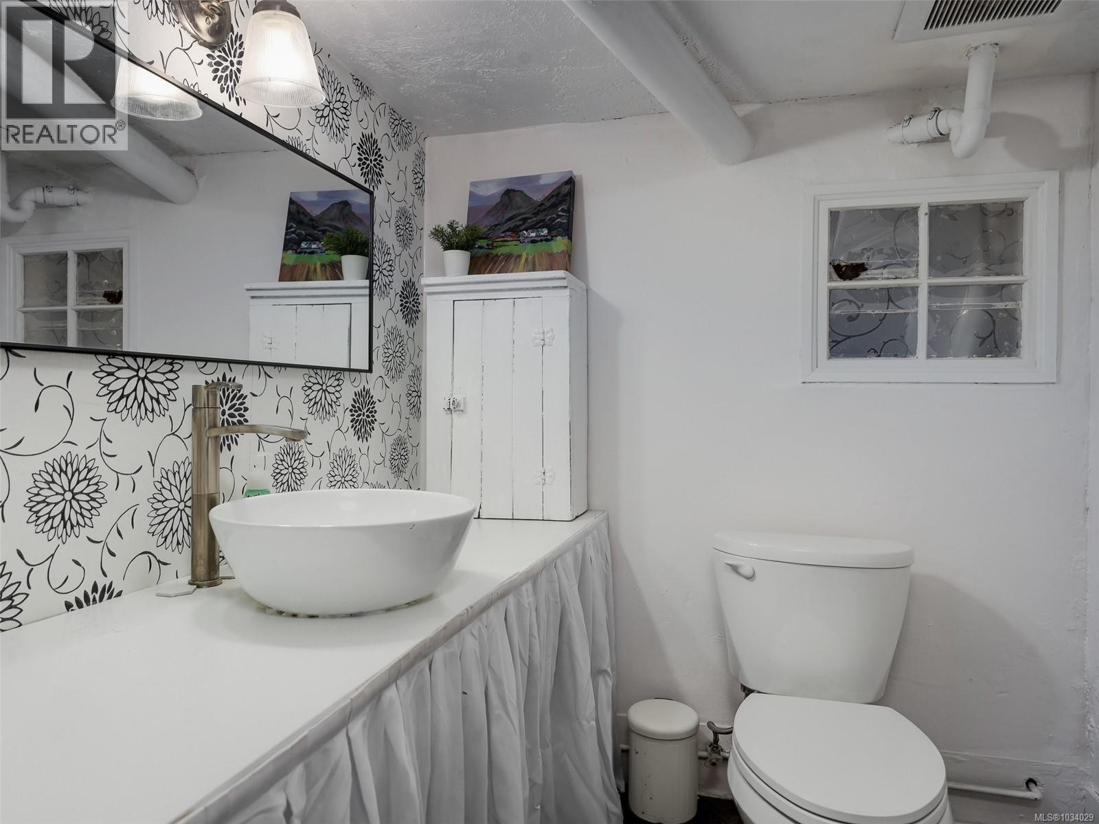 4426 Tyndall Ave - 30