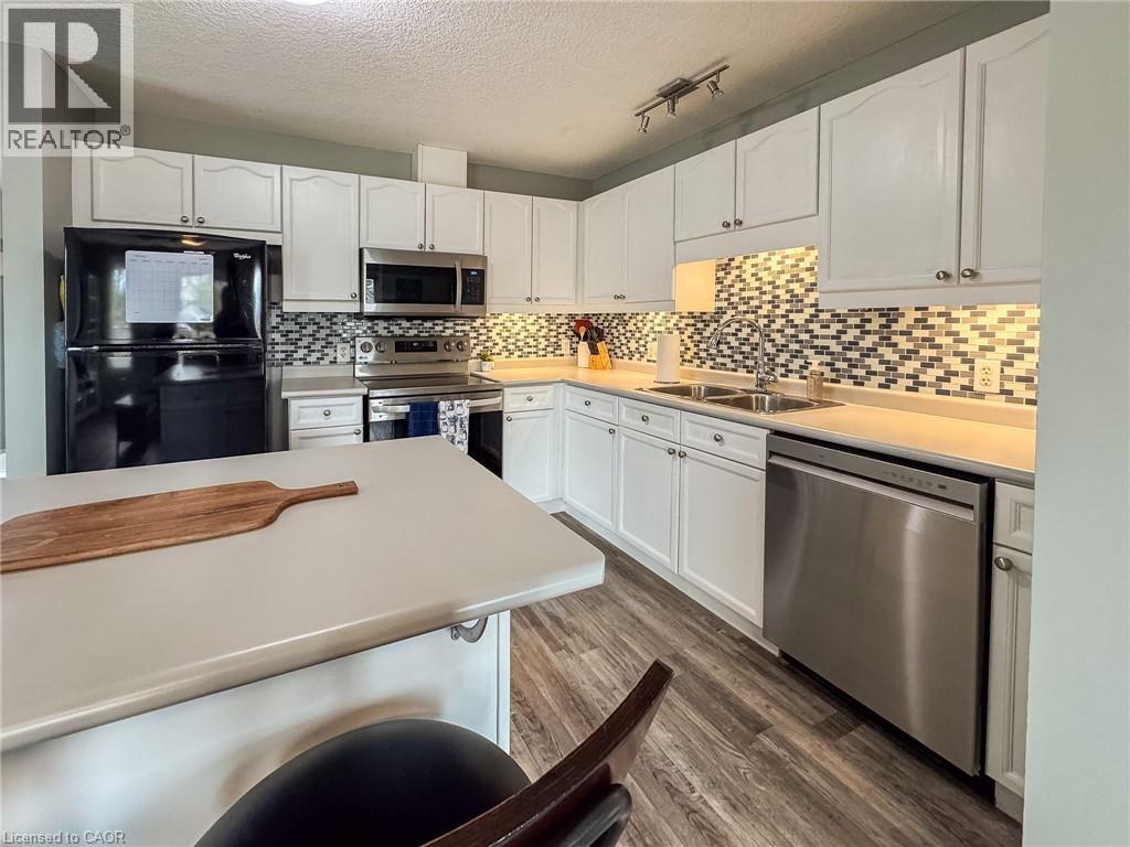 652 SALISBURY Avenue, Listowel, Ontario, N4W1Y9 — Photo 8