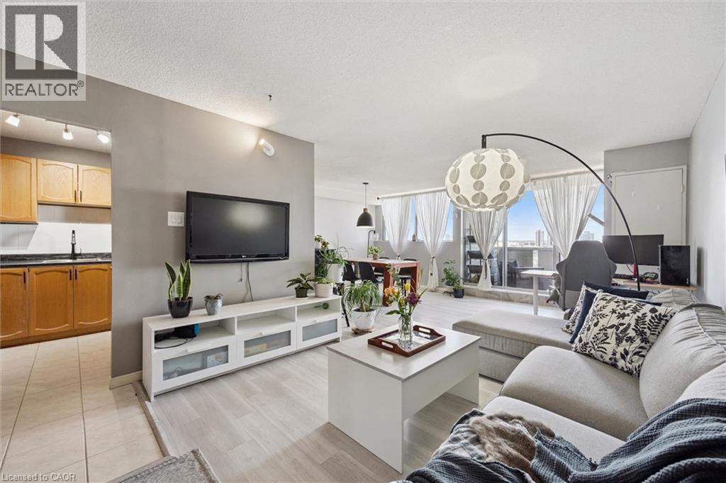 375 KING Street N Unit# 1406, Waterloo, Ontario, N2J4L6 — Photo 5