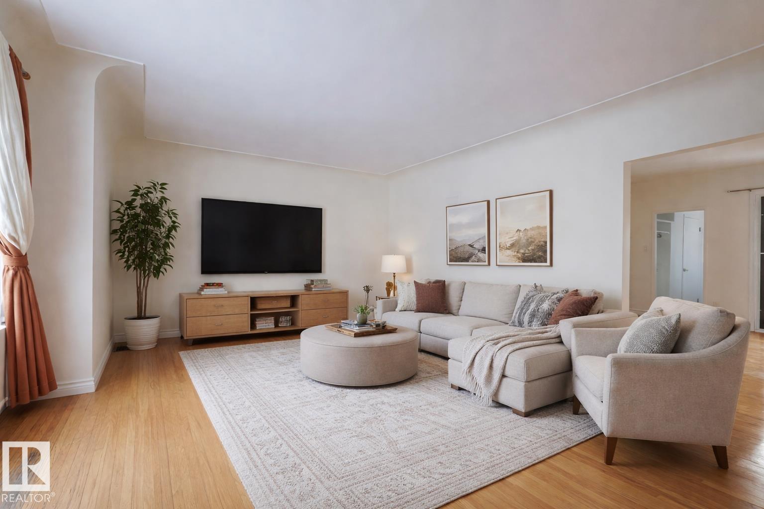 11507 72 AV NW - Image 2