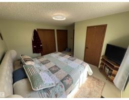Bedroom 5 - 10723 108 Av, Westlock, AB T7P1C7 Photo 9