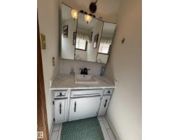 Recreation room - 10723 108 Av, Westlock, AB T7P1C7 Photo 11