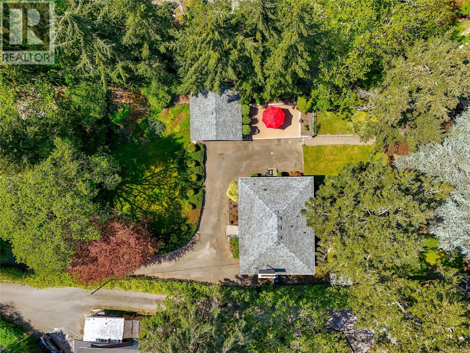 164 Island Hwy, View Royal