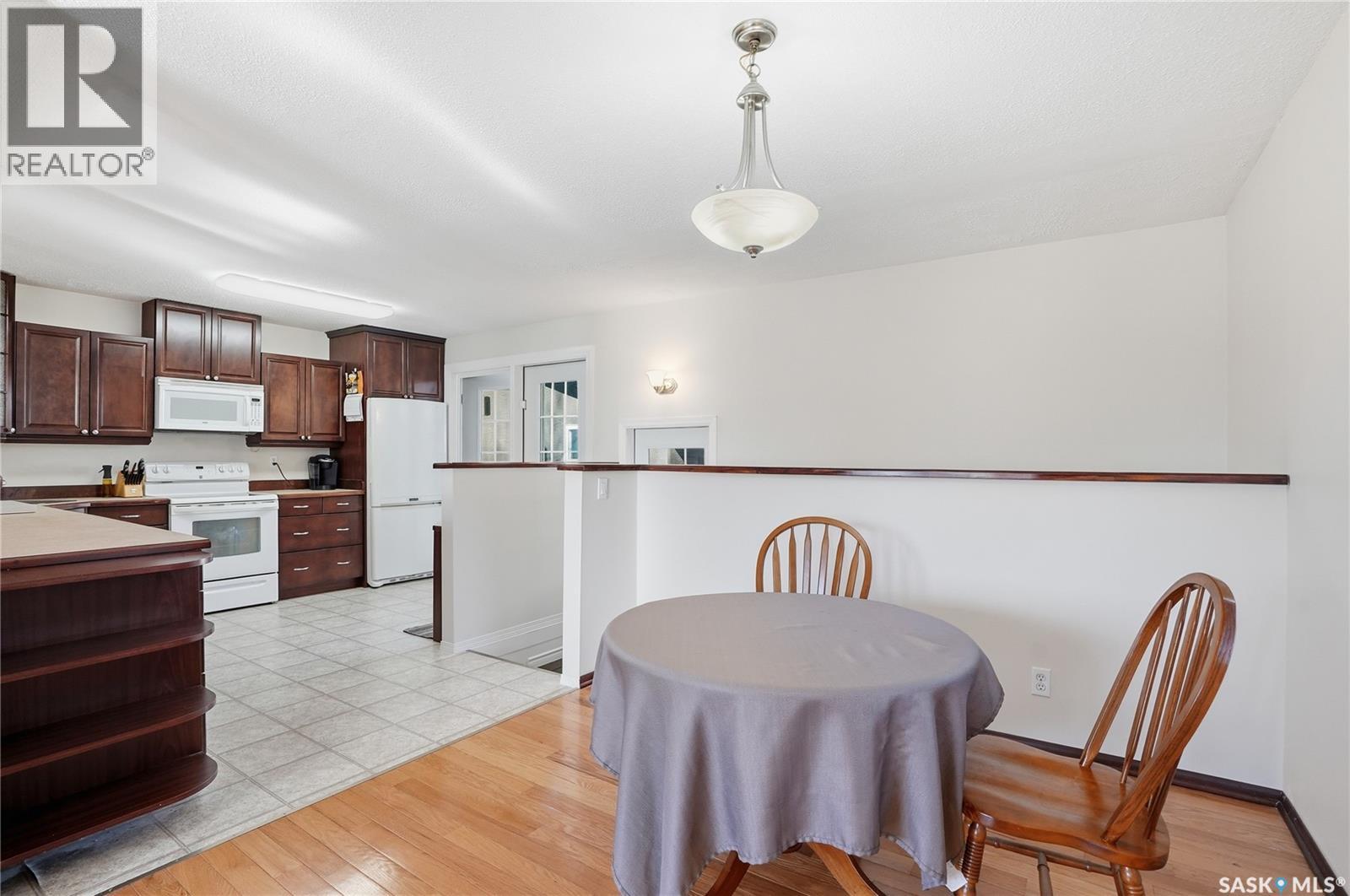 2 Hardy CRESCENT - 8