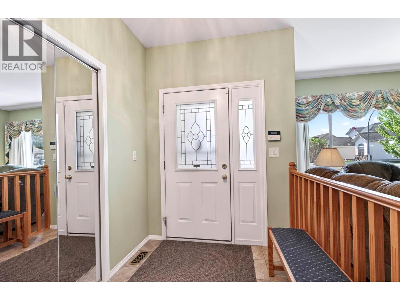 626 COOPER Place - Image 2