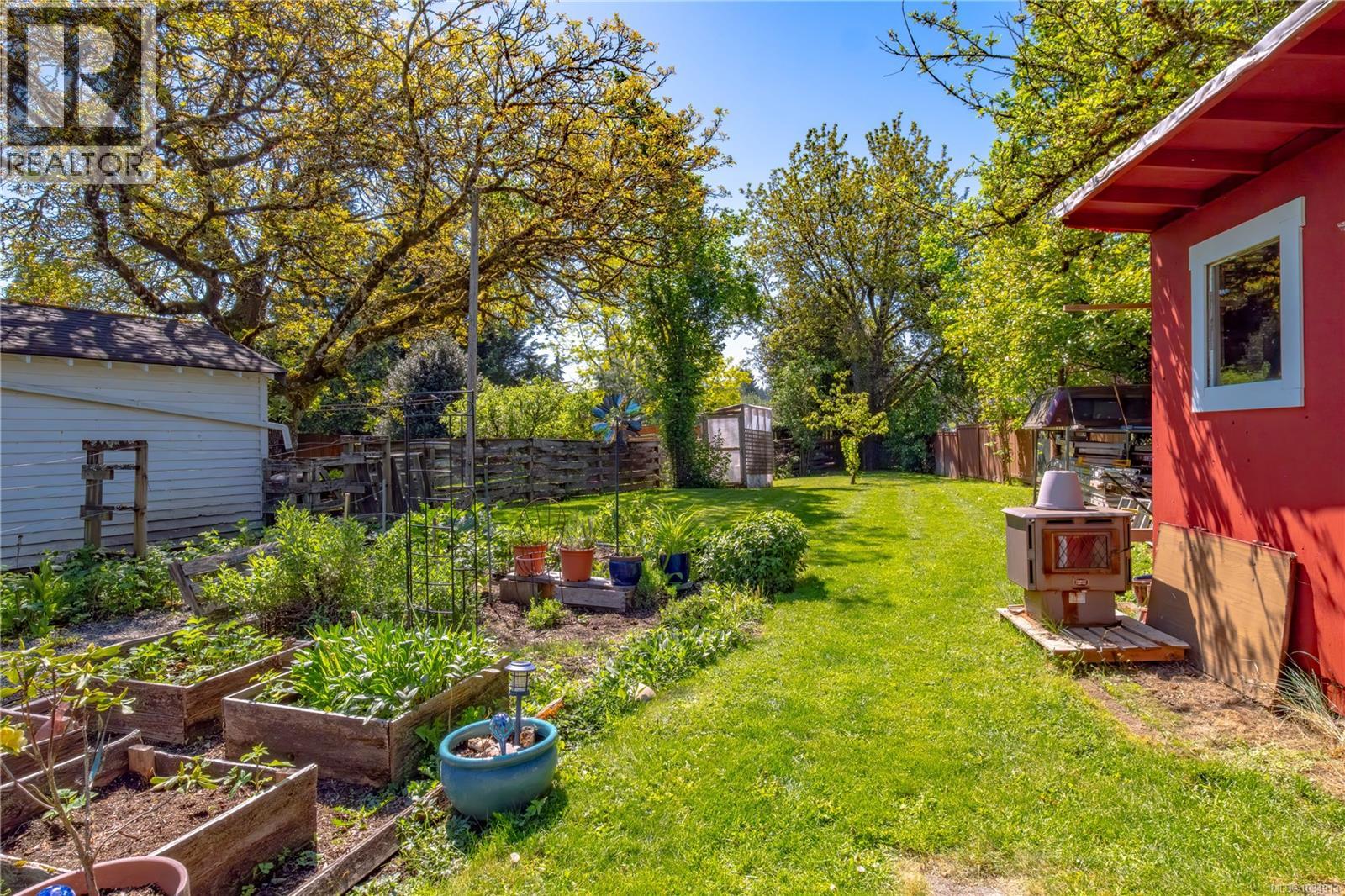 470 Cairnsmore St - 22