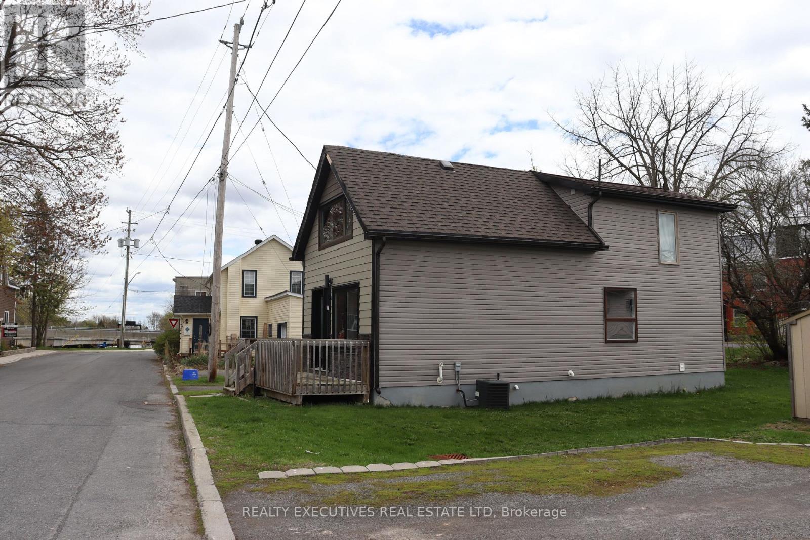 18 MILL STREET - 22