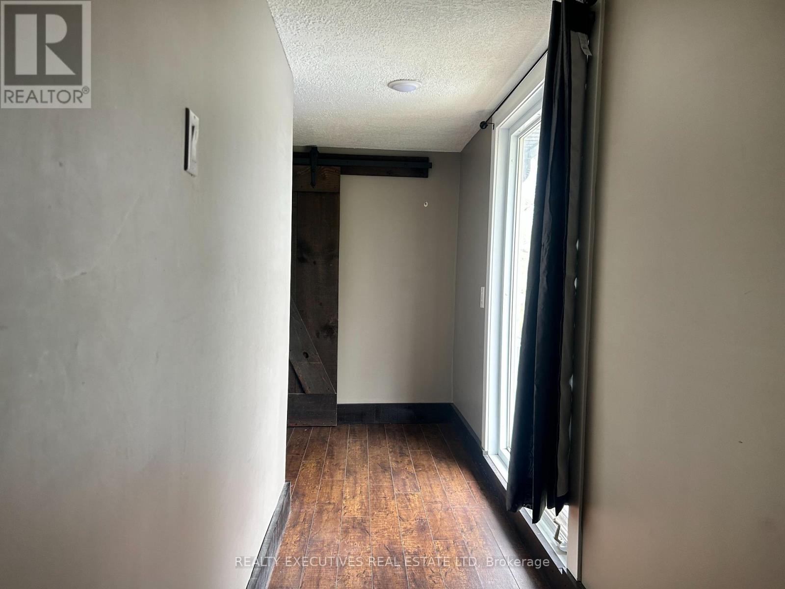 18 MILL STREET - 11