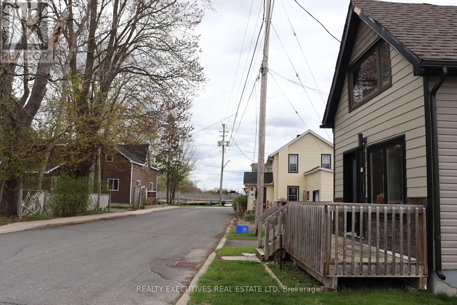 18 MILL STREET - 21