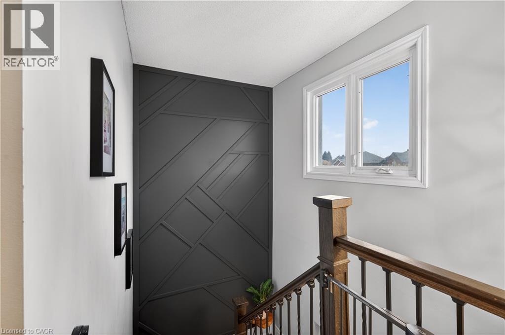 122 HOLLYBUSH Drive, Hamilton, Ontario, L8B0P1 — Photo 8
