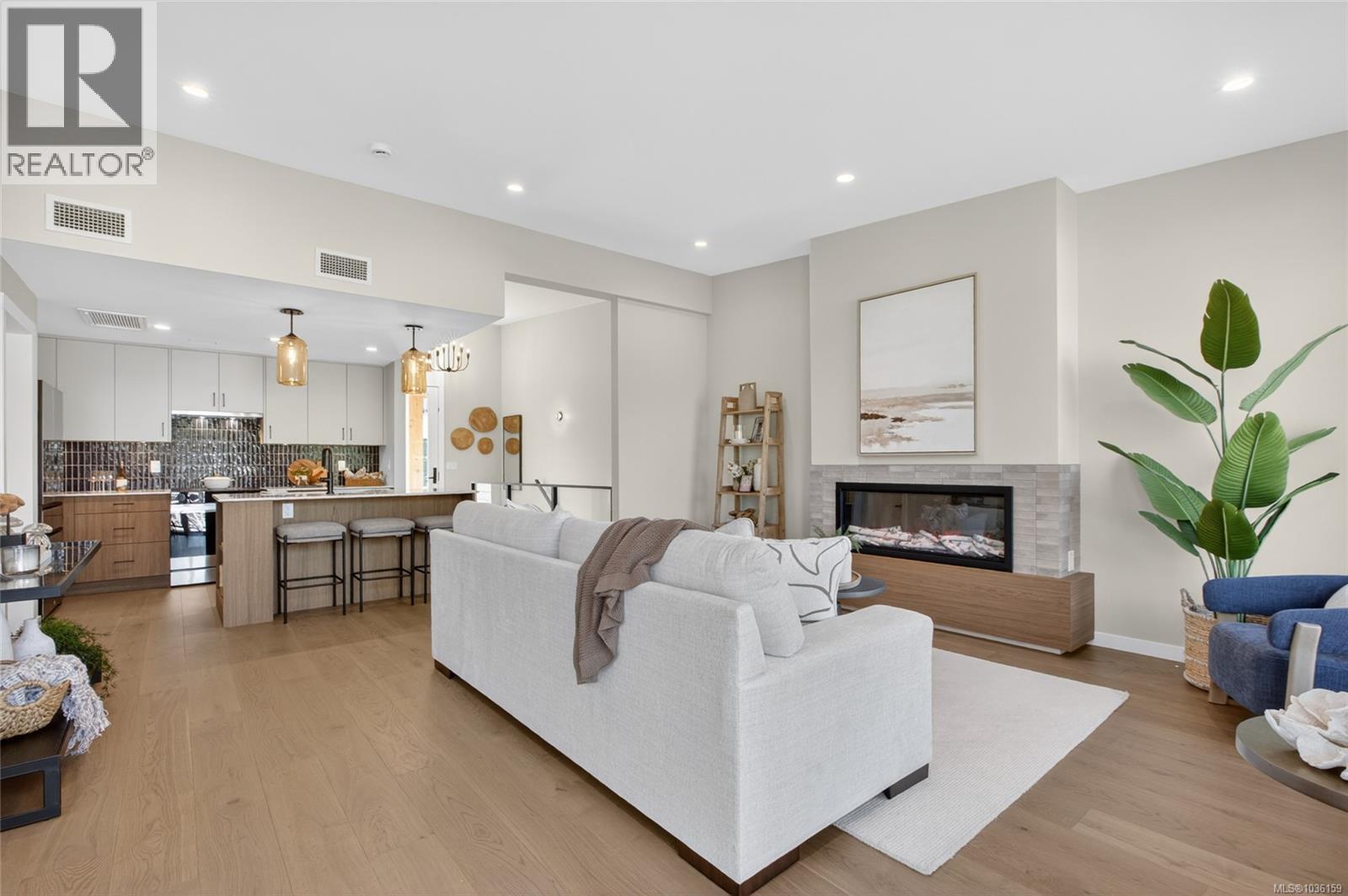 #7 152 Marina View Dr - 23
