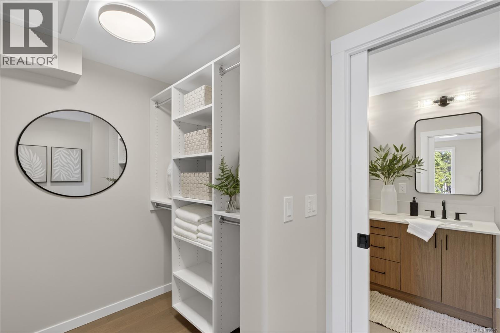 #7 152 Marina View Dr - 38