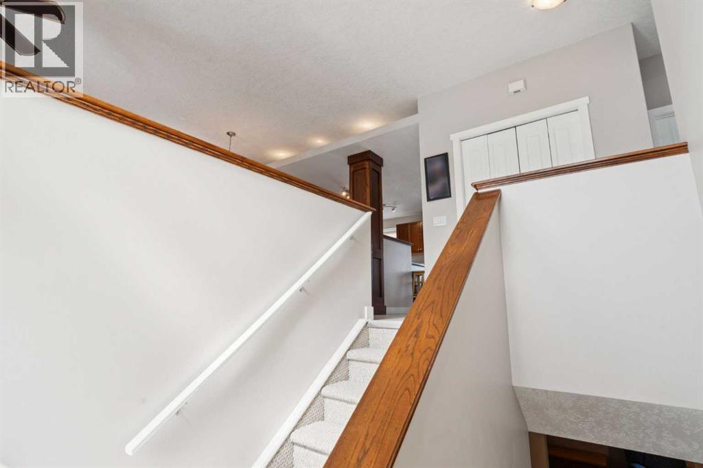 136 Luxstone Place SW - 4