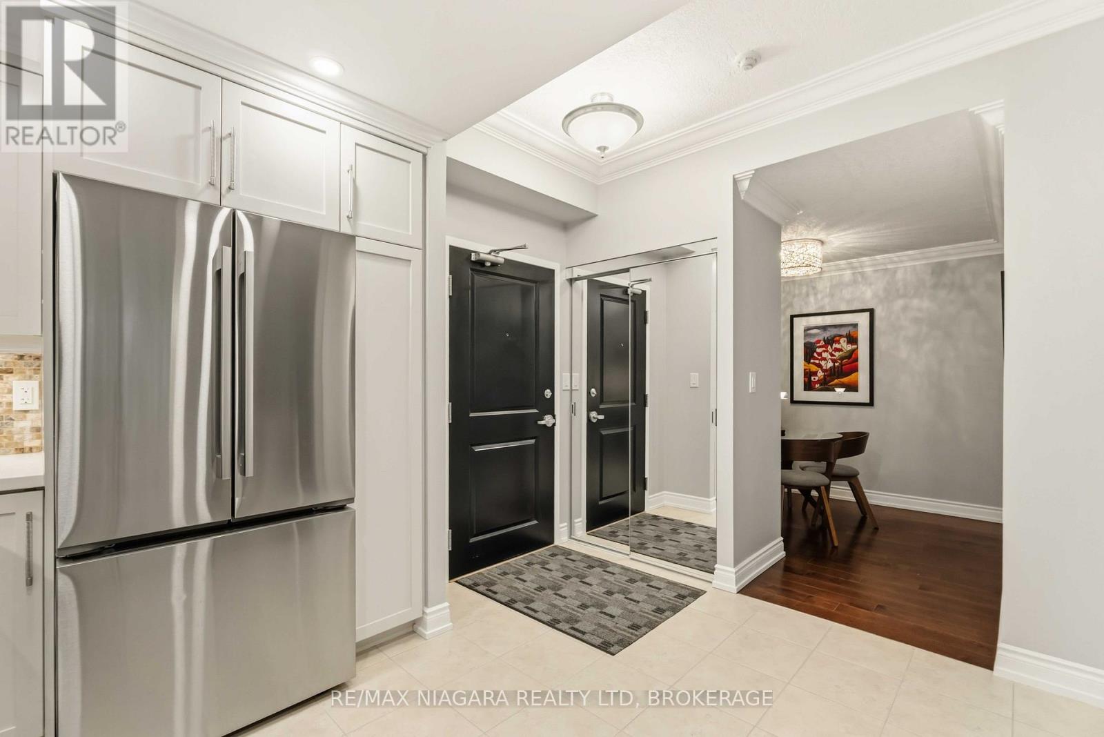 #107 125 WILSON STREET W - Image 11