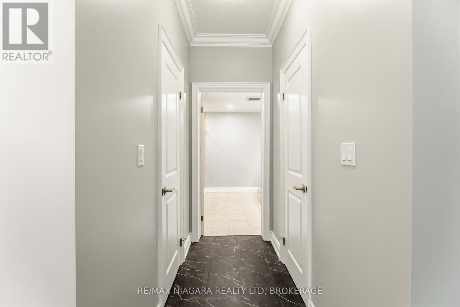 107 - 125 WILSON STREET W