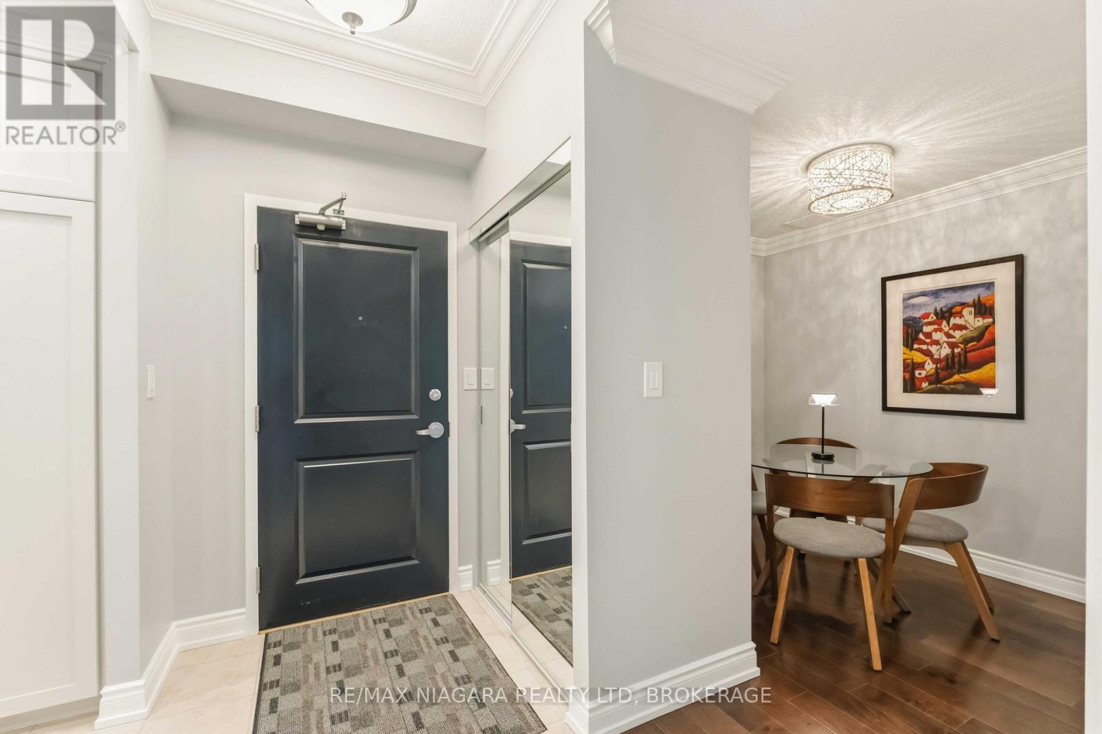#107 125 WILSON STREET W - Image 8