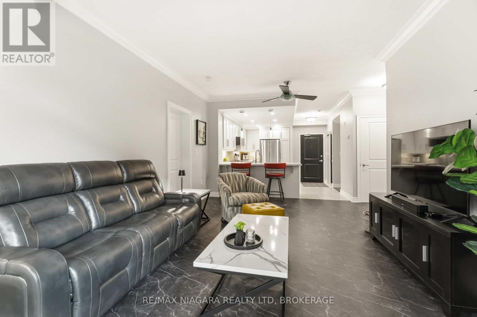 #107 125 WILSON STREET W - Image 9