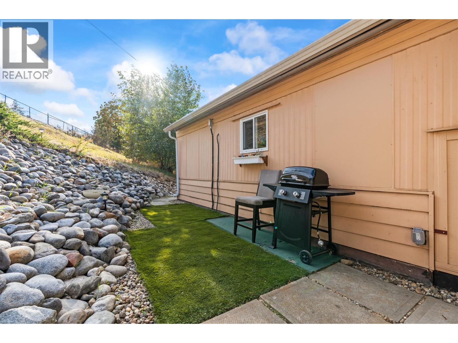 #92 15401 Kalamalka Road - 41