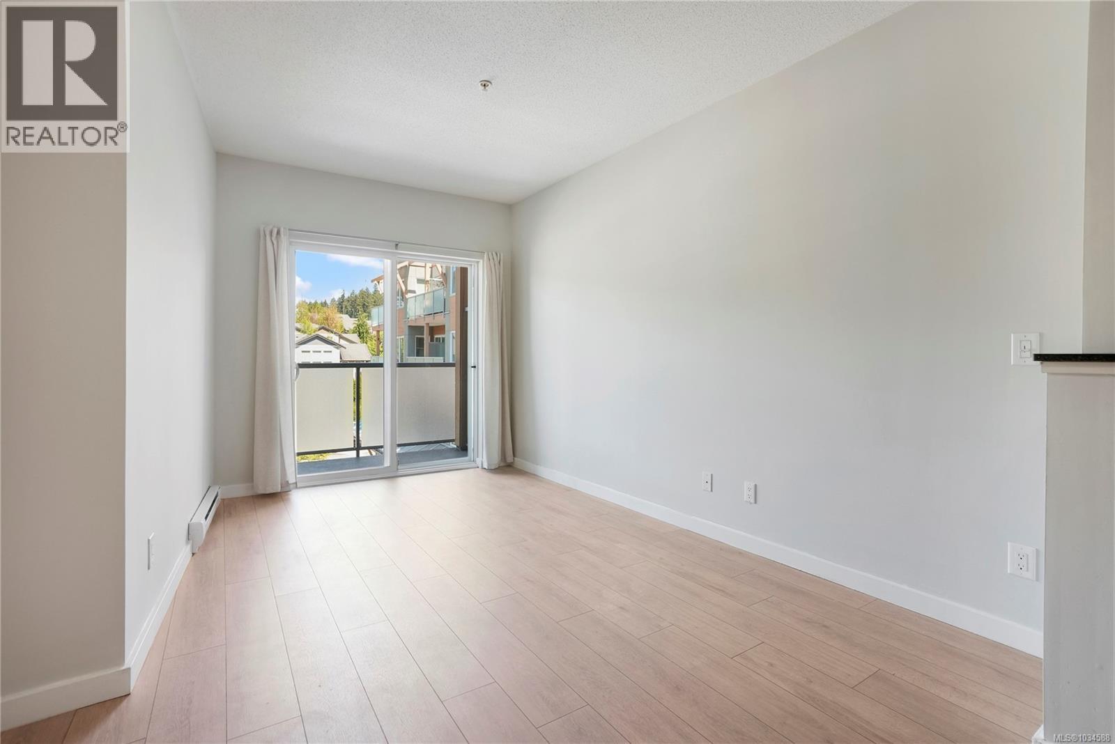 #315 611 Brookside Rd - 5