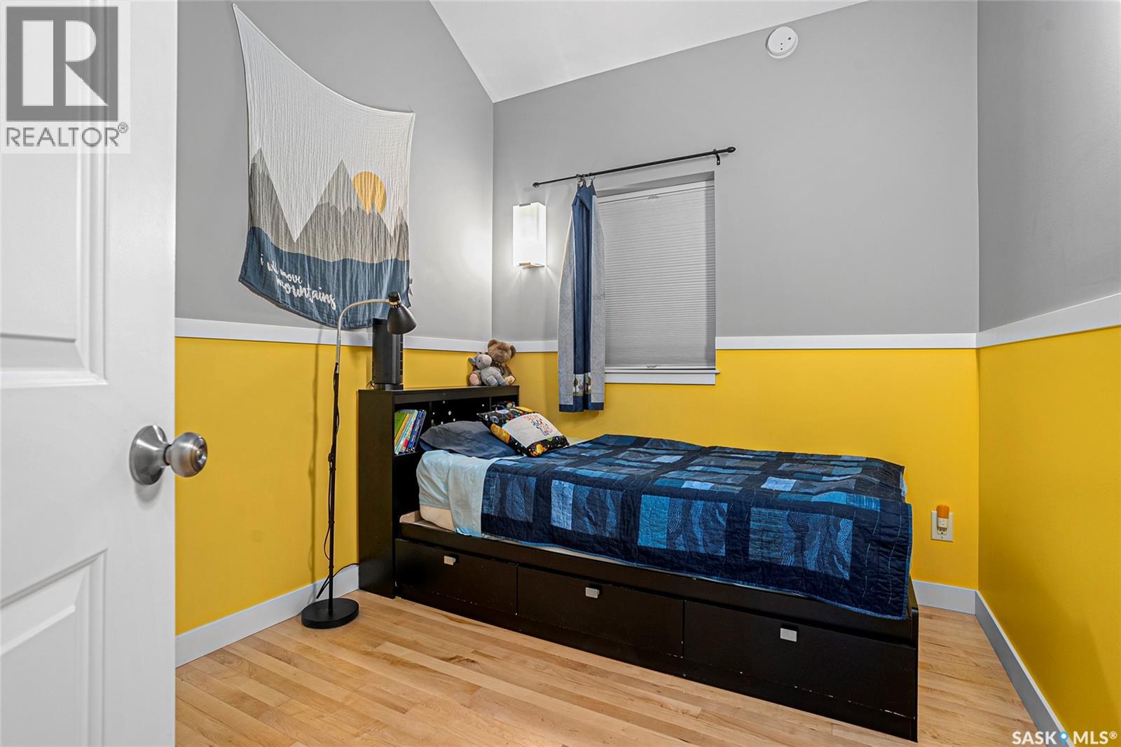 #4 475 L AVENUE S - 15