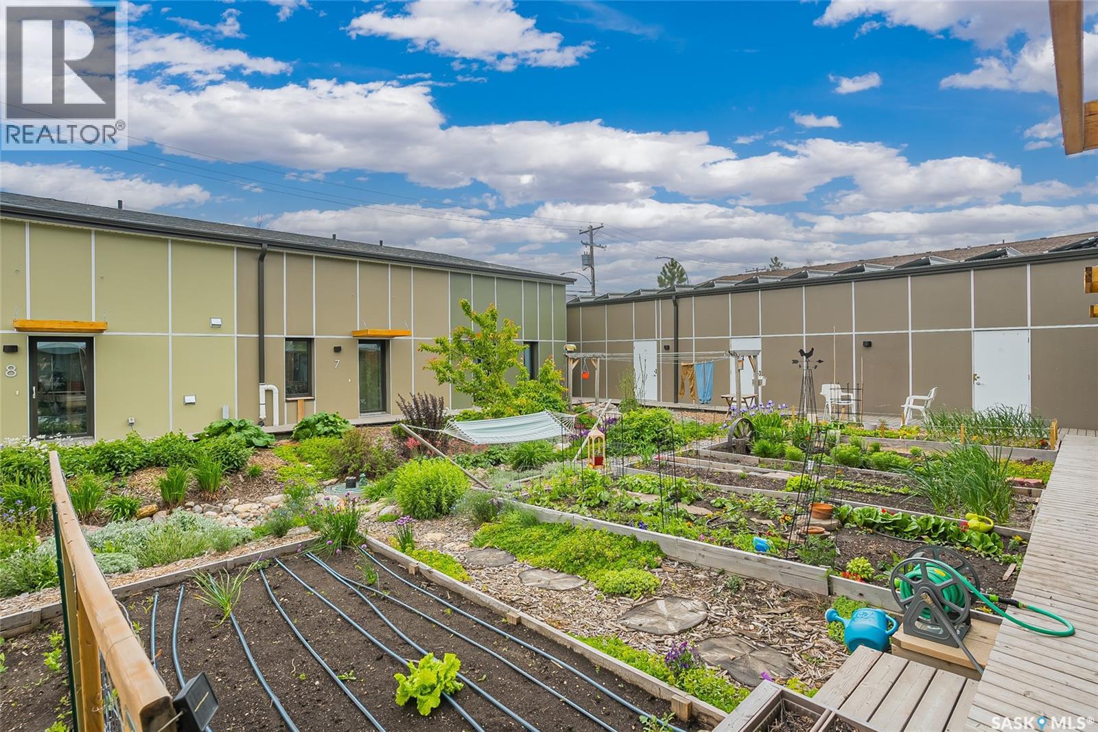 #4 475 L AVENUE S - 30